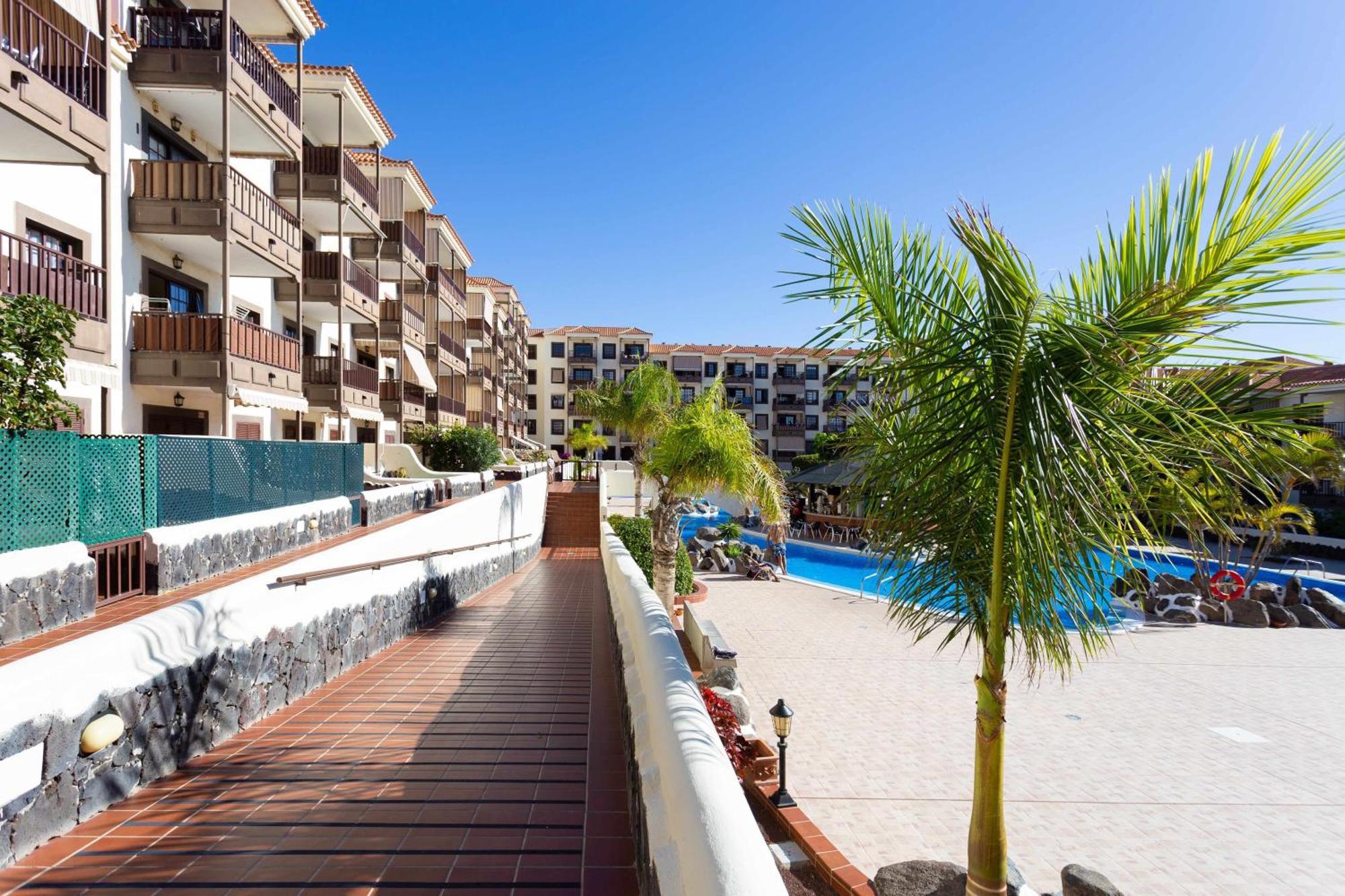 Agradable Piso Con Piscina & Playa Terraza Y Wifi Appartement Costa Del Silencio Buitenkant foto