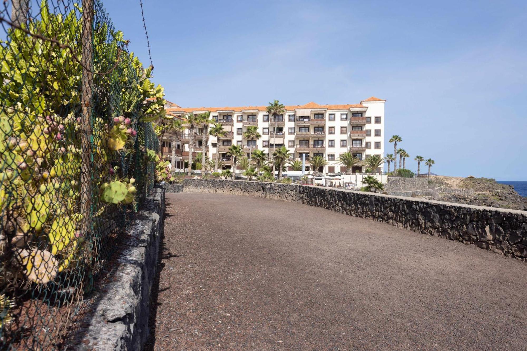 Agradable Piso Con Piscina & Playa Terraza Y Wifi Appartement Costa Del Silencio Buitenkant foto